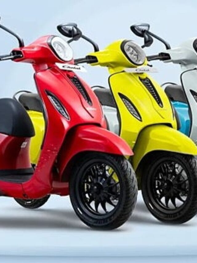 Bajaj Chetak 2903 vs Chetak 3202: कौन सा Electric Scooter है आपके लिए बेहतर?