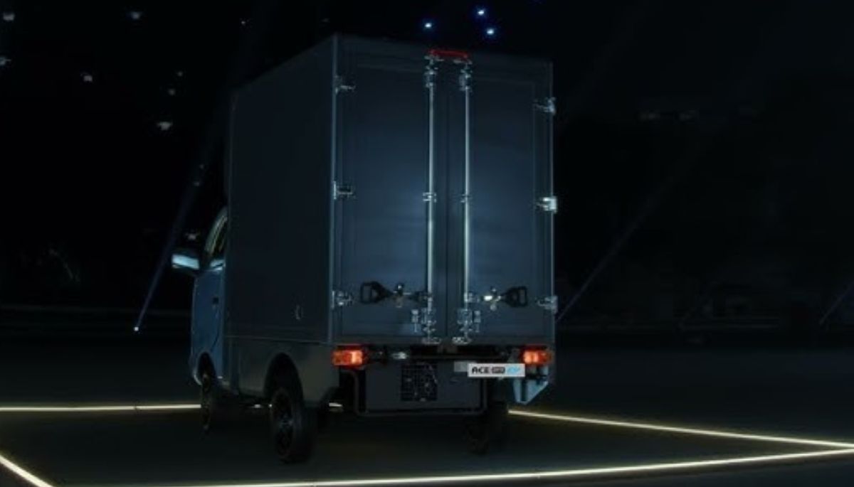 TATA Ace Pro EV: नई ताकत, अनोखी टेक्नोलॉजी और ADAS फीचर्स का धमाका