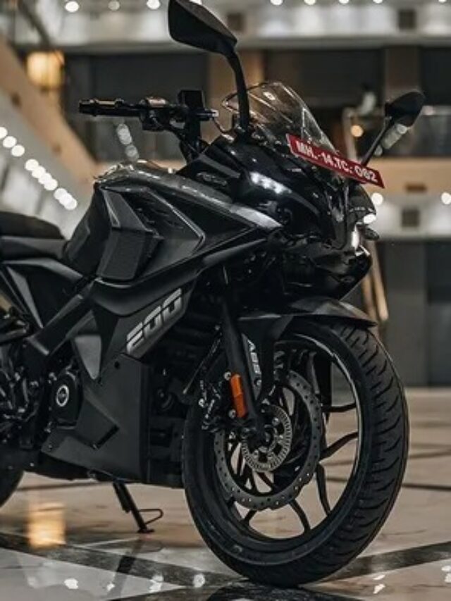 2025 Bajaj Pulsar RS200: शानदार फीचर्स और परफॉर्मेंस के साथ वापसी