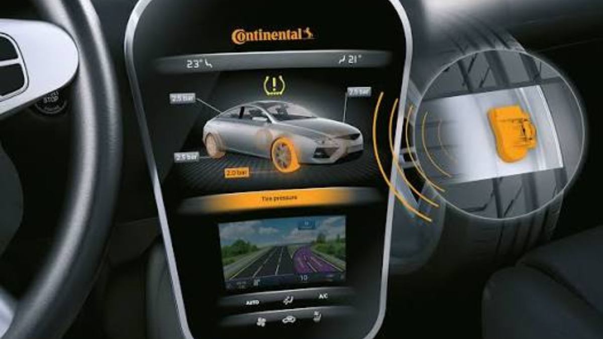  2026 के Top 10 Car Gadgets: हर कार में होने चाहिए ये 10 Smart Accessories